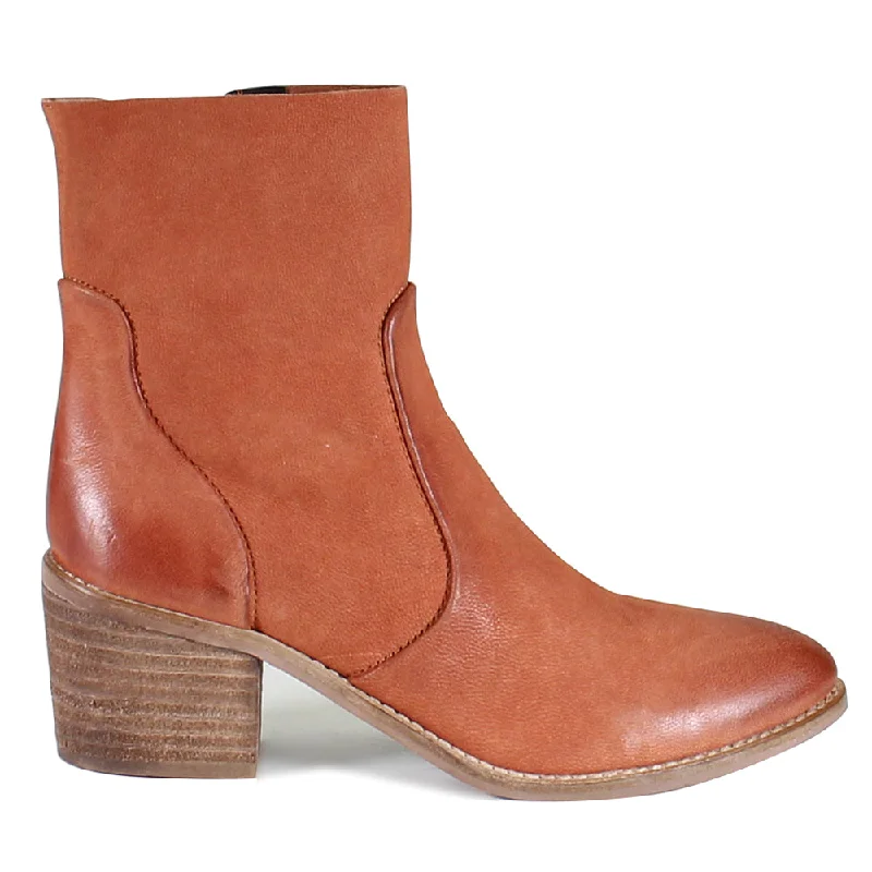 Majes Tic Almond Toe Zippered Boots